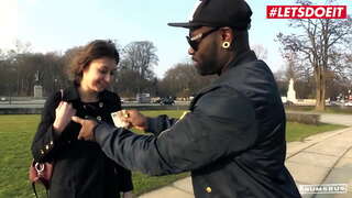 BUMS बस - #Meggie मैरिका - सेक्सी गधा काले बाल वाली भयंकर चुदाई सवारी बड़ा काला मुर्गा द्वारा