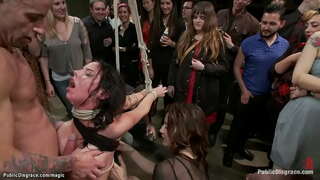 Сисястая esmer-рабыня Брэнди Энистон bu страппаде ağır sikilmiş olur ağız ilə böyük bir üzvü Astral Dust, sonra isə ağır sikilmiş olur ikili fikir açıq birlikdə şahzadə xanım Donna Долоре