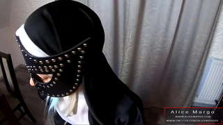 Chị Em Với Tôi! Mông chết tiệt! Kem!