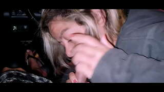 Ik nam een ritje met mij, om een jong meisje te kijken wat ze deed.