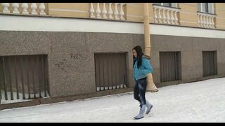 Fahişə bilir, kimi bir çox cum