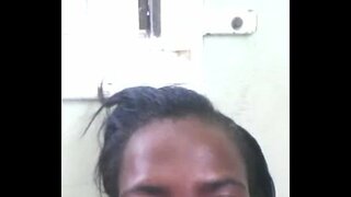 Heç bir özünə hörmət