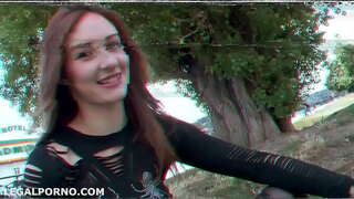 Ariadna deui pikeun bola jero burit fucking, gede gapes, deepthroat jeung ngelek GL010