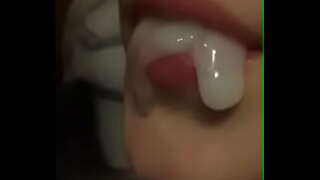 Istječe filled usta