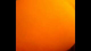 Á�ながら彼女の両親はその他の部屋