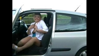 Dilettanti Geordie Jteptep fil-Pubbliku