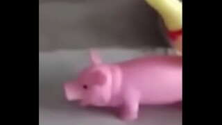 The Peppa പന്നി FELL INTO the NET ! Whatsapp Video Funny 2015