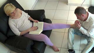 Leccami Føtter og tisser I Munnen