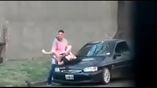 Трахаюсь küçədə