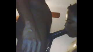 не постоји ништа боље ковитла, која воли да сиса курац