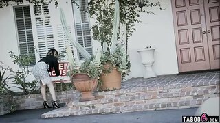 ���ೊಡ್ಡ ಮೊಲೆ ಸ್ಥಿರಾಸ್ಥಿ ಹದಿಹರೆಯದ ಸುಂದರಿ ಮಾಡುತ್ತದೆ ಖಚಿತವಾಗಿ ಅವರು ಮಾರಾಟ ಹೌಸ್