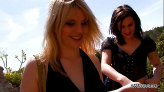 Di solo den Boka di Pafó di e Públiko den e Parto... I un Soria