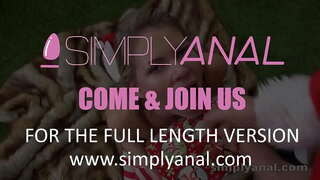 Claudia Macc er XMas Anal - SimplyAnal