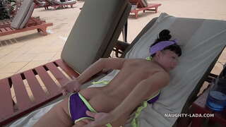 Az áttetsző bikini