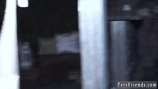 ���័យជំទង់ភ្ញាក់ផ្អើលដោយគ្រូបង្រៀនចោ Romanoff និងម៉ូនី Asis និងីនគ្រឹះជួយ handjob