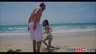 ���রুণ, এবং, পেতিতে, অতি ক্ষুদ্র, মেয়ে, ধূসর পায়, ছোট মাই, সুন্দরি সেক্সি মহিলার, তিনে মিলে বড়ো মাই পুরুষ মানুষ থেকে Beach