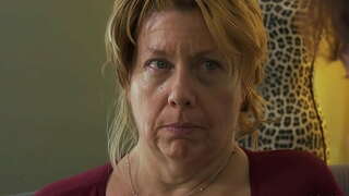 Chubby granmè parcours yon fewòs boner