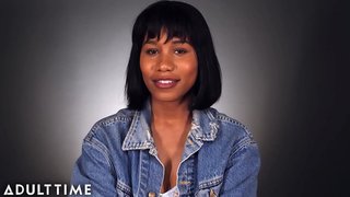 Jenna Foxx Masturbates &amp;amp; वार्ता के बारे में यह!