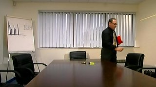 Մեծ անդամ պետին