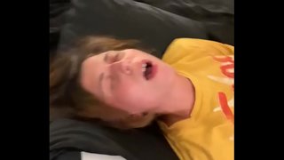 ���त्नी दो डिक्स द्वारा गड़बड़