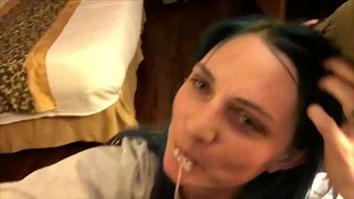 Mke sucks jogoo wangu na inakaribisha wengine kujiunga na sisi Basi anapata Mbili Cumshots kama malipo Mkusanyiko - BunnieAndTheDude